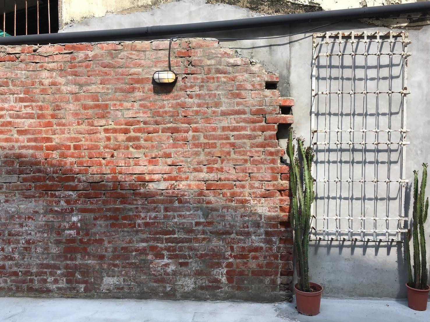 被愛咖啡小旅館 Birdeye Garden Tainan Exterior foto